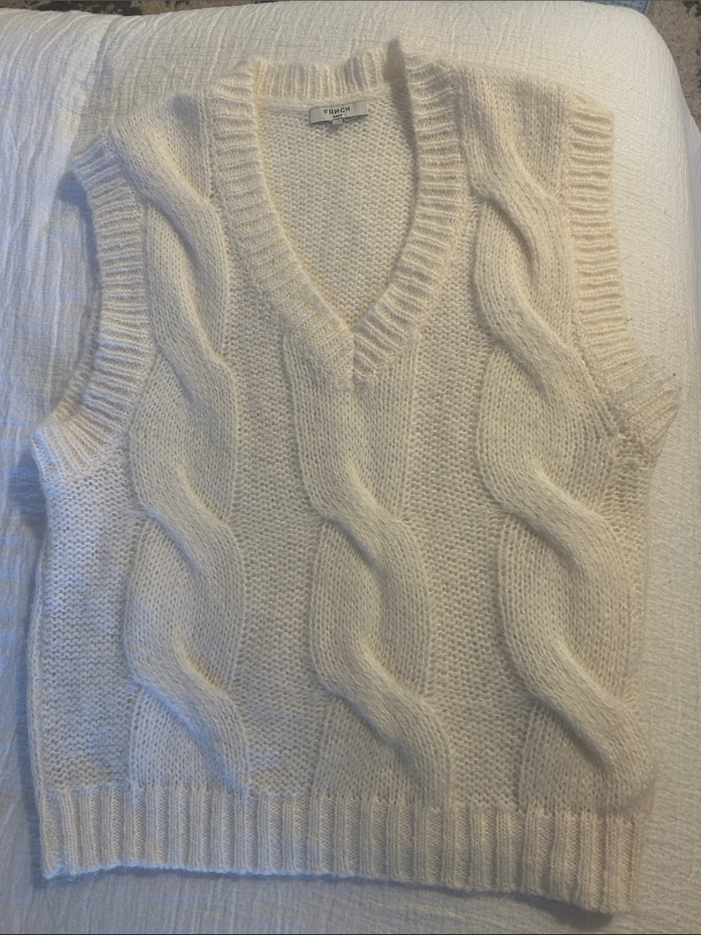 FRNCH Cream Cable-Knit V-Neck Sweater Vest